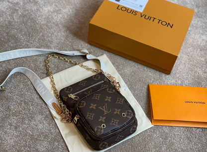 LOUIS VUITTON  Monogram Utility Phone Sleeve