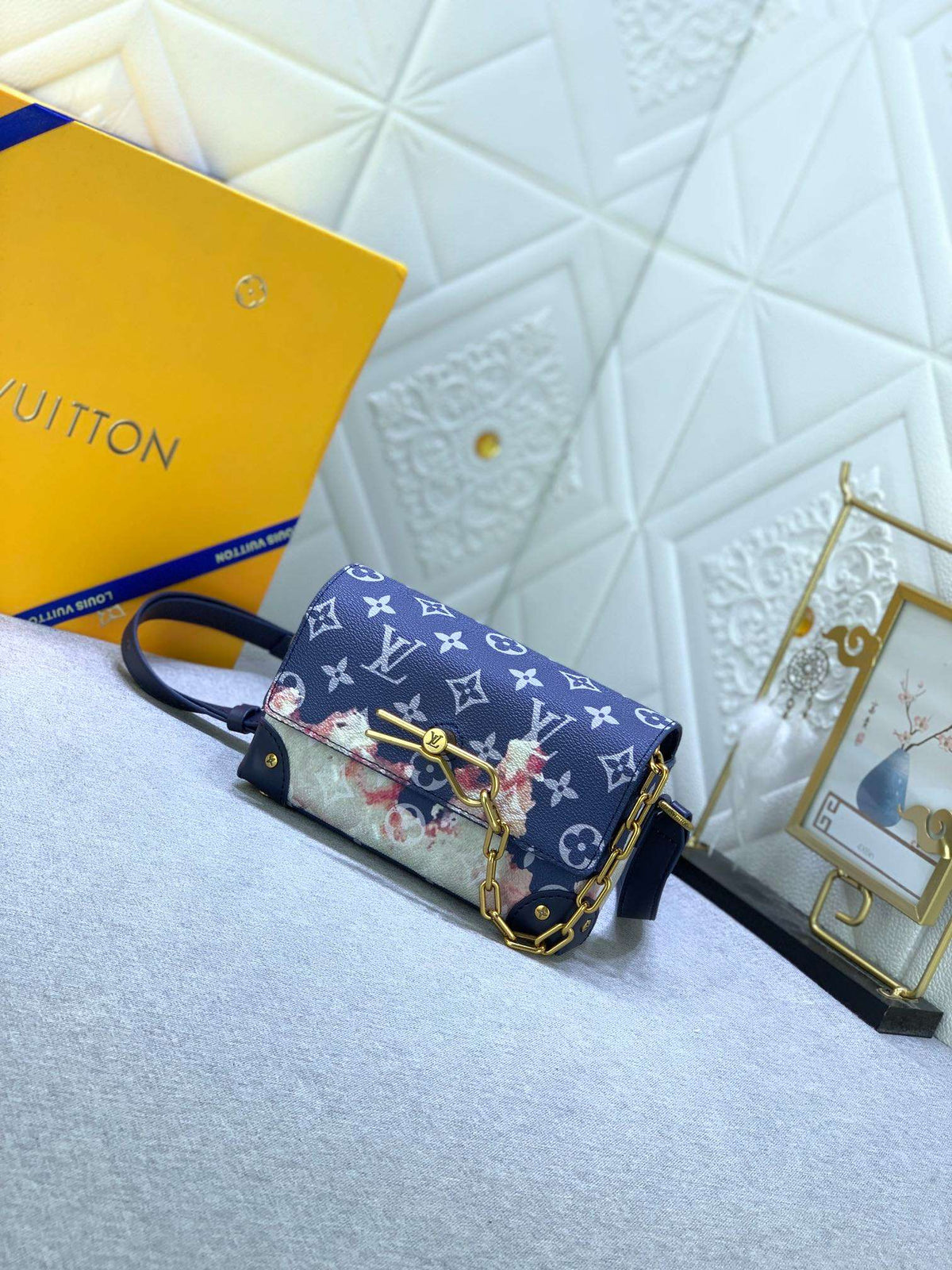LV Steamer Wearable Wallet Monogram Bleach