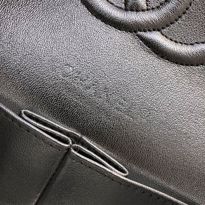 CHANEL Classic Flap Medium