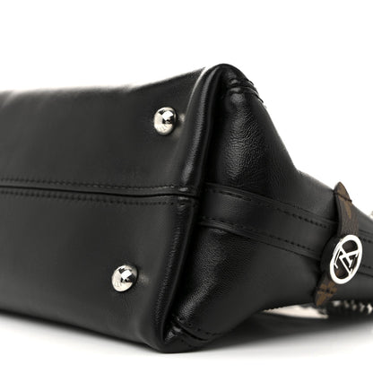 Lambskin CarryAll Cargo Vibe PM Black