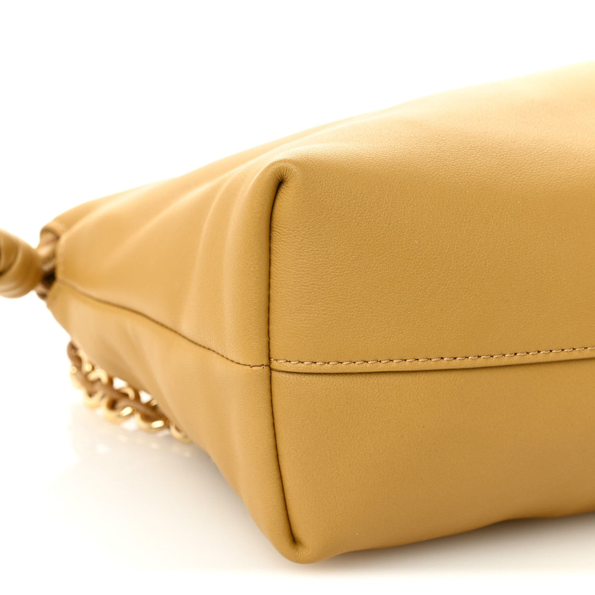 Mellow Nappa Donut Medium Chain Flamenco Knot Clutch Sahara