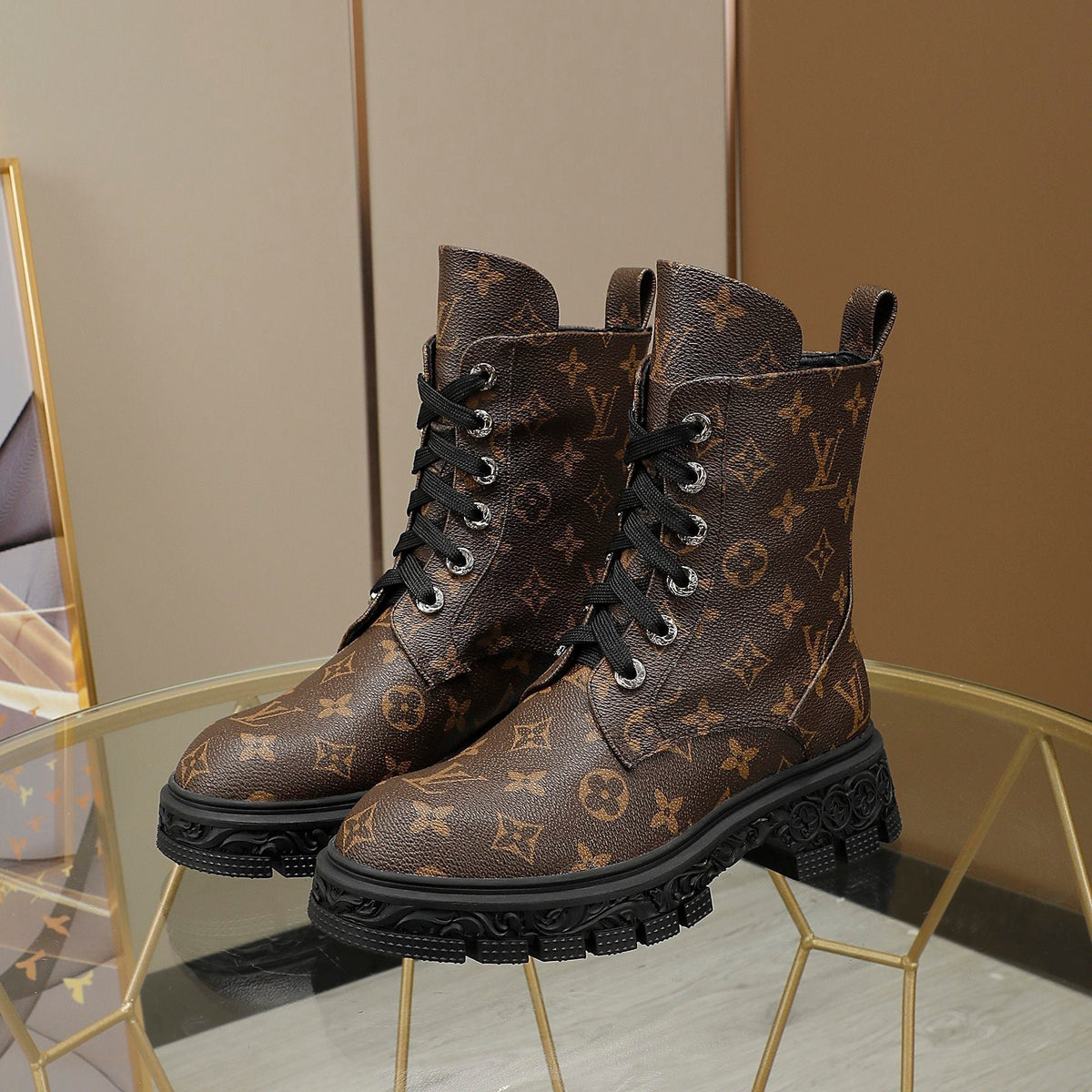 Premium LUV BOOTS 039