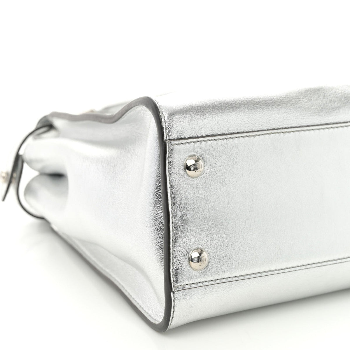 Vitello Catalan Mirror Medium Peekaboo Iconic Satchel Argento