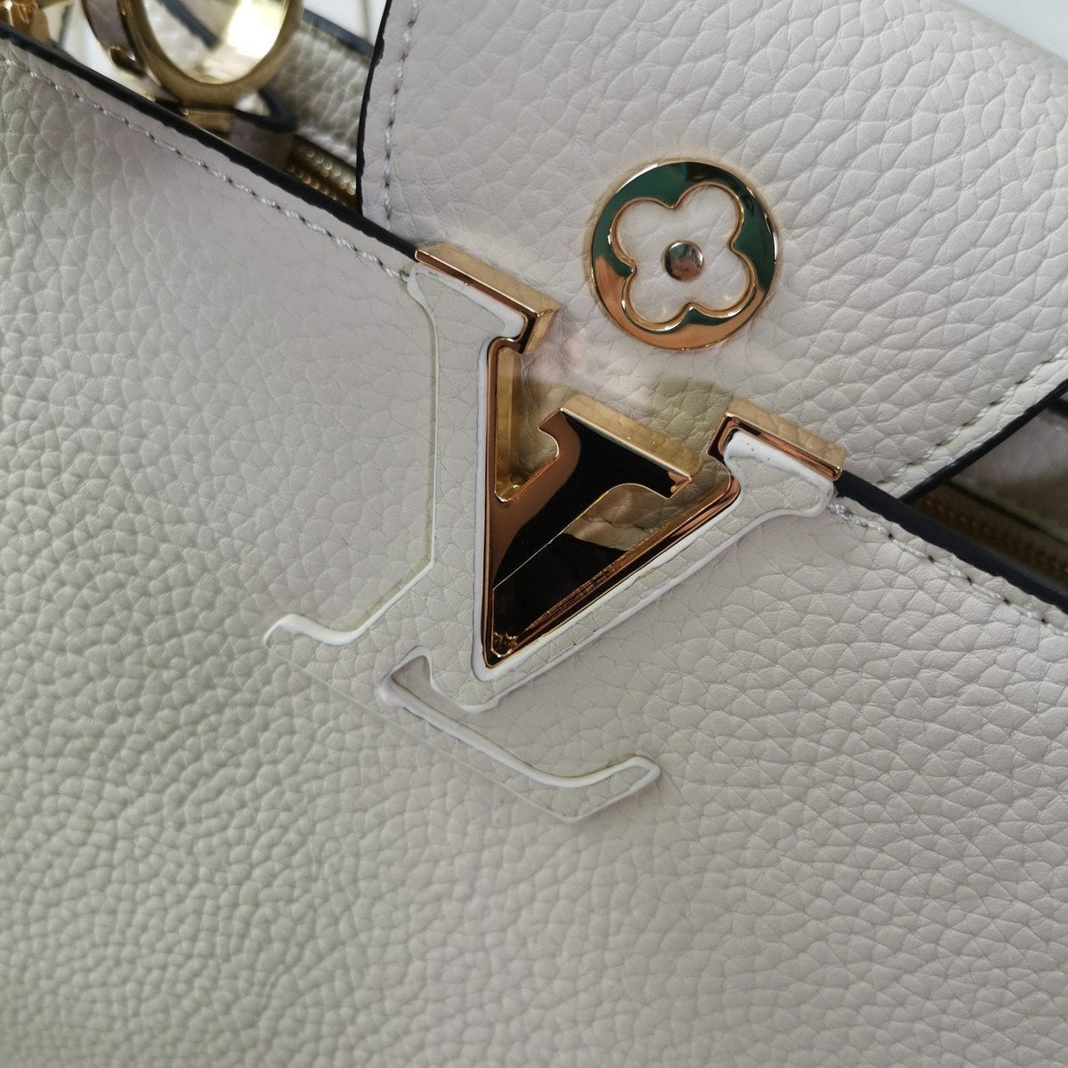 Louis Vuitton Capucines Eggshell