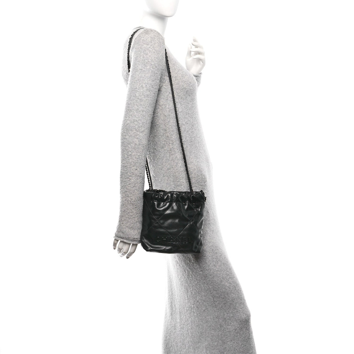 Shiny Calfskin Quilted Mini Chanel 22 So Black