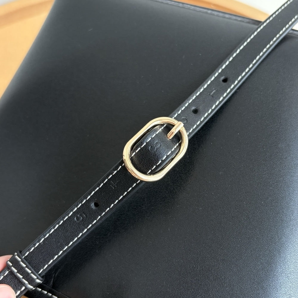 GUCCI GG EMBLEM SMALL BUCKET BAG BLACK LEATHER 20CM 815118 AAEC2 1000