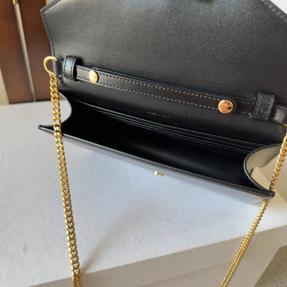 WALLET ON CHAIN MARGO in Shiny calfskin
