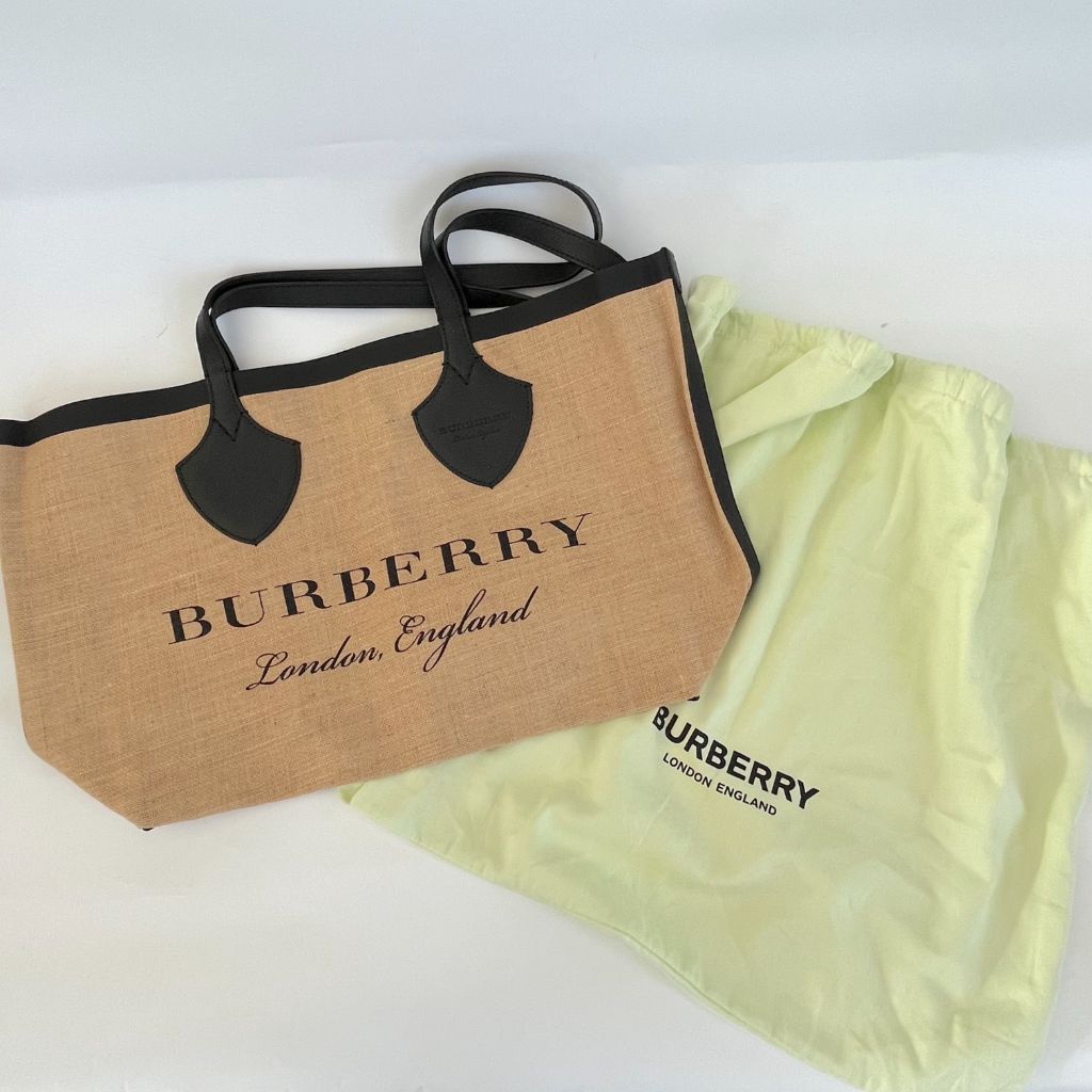 Burberry Raffia Logo Print Medium The Giant Reversible Tote Black