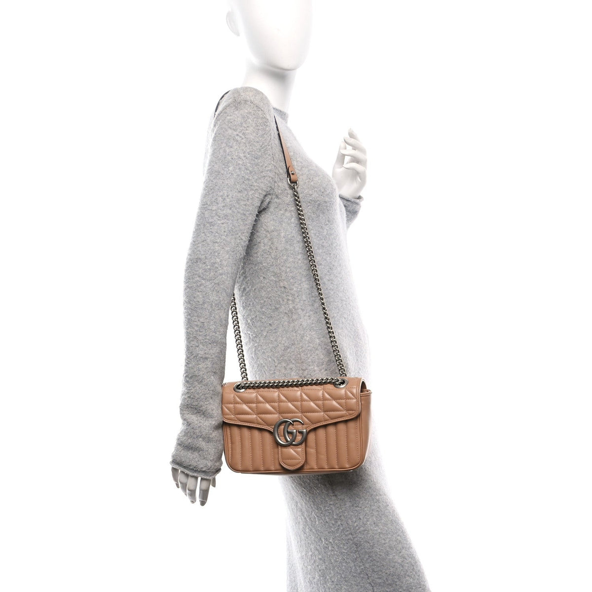 Calfskin Matelasse Aria Small GG Marmont Shoulder Bag Camelia
