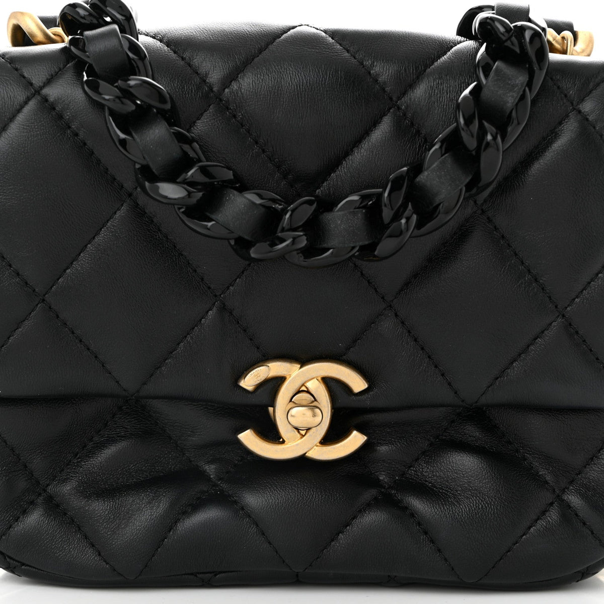 Lambskin Quilted Mini Lacquered Chain Flap Black