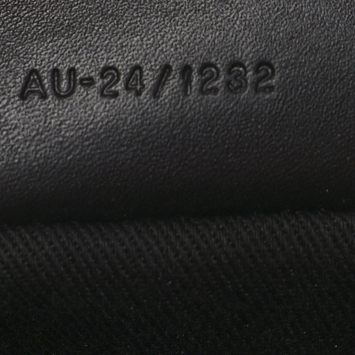 Smooth Airbrushed Calfskin XL Gancini Buckles Tote Bag Flame Red Black