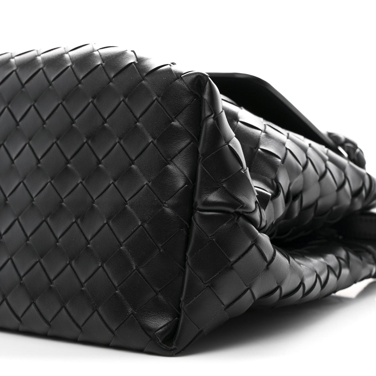 Calfskin Intrecciato Medium Andiamo Messenger Bag Black