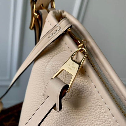 Louis Vuitton CARRYALL PM – EXCLUSIVELY ONLINE  M46293