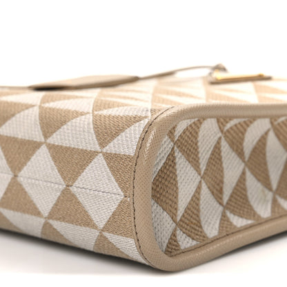 Jacquard Saffiano Triangolo Symbole Embroidered Micro Tote Corda Talco