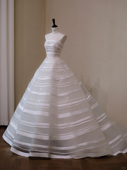Stunning Ball Gown Strapless Appliques White Organza Satin Prom Dress Wedding Dresses SH4588