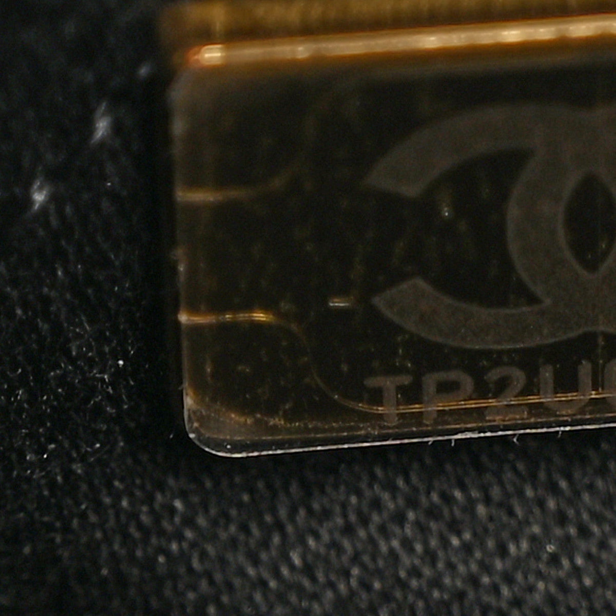 Shiny Calfskin Quilted Mini Chanel 22 Black