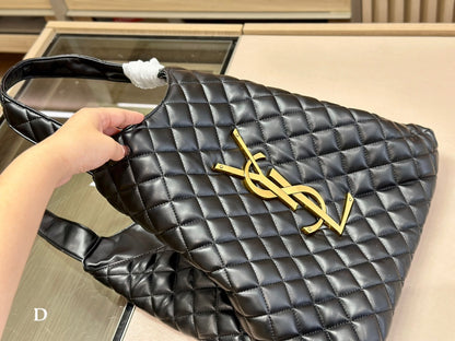 Women Saint Laurent Icare Maxi Shopping Bag In Quilted