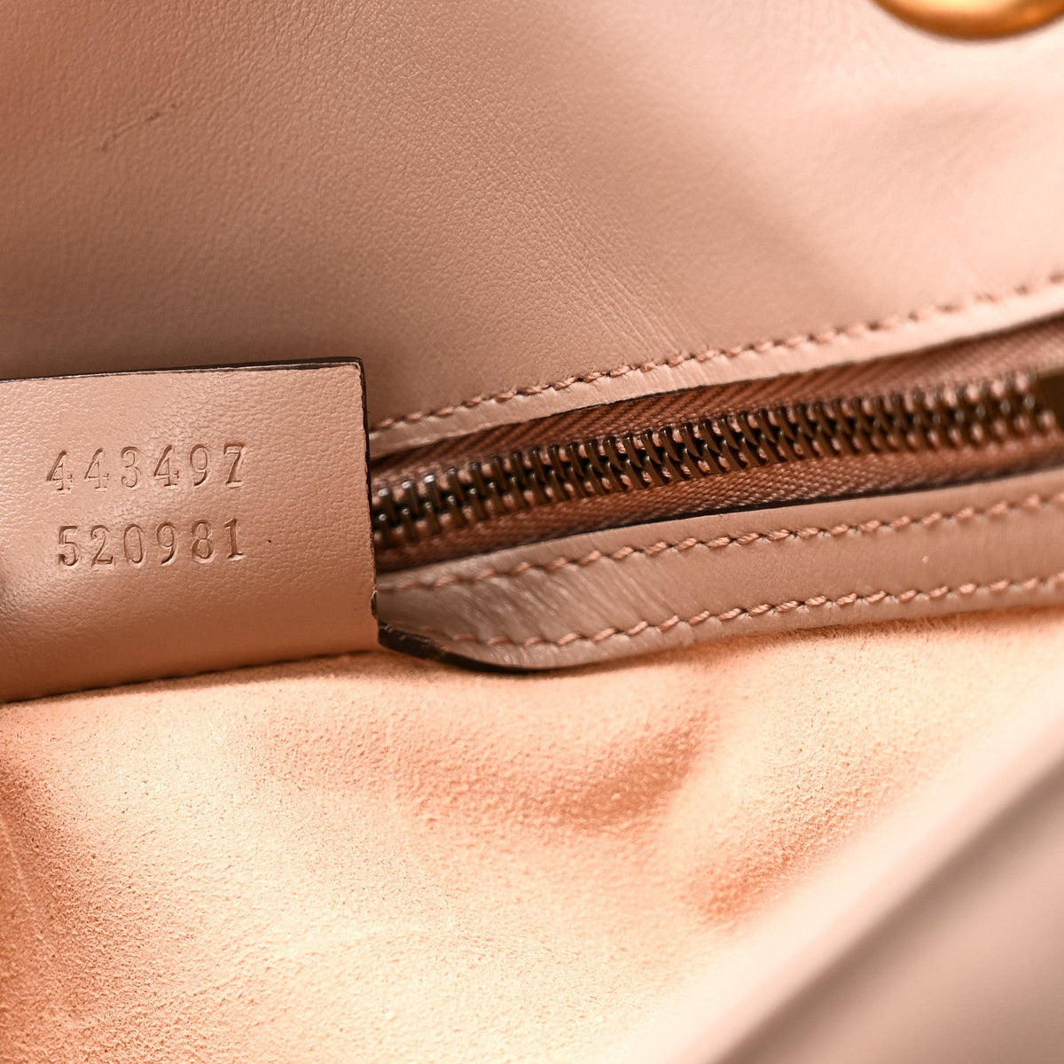 Calfskin Matelasse Small GG Marmont Shoulder Bag Porcelain Rose