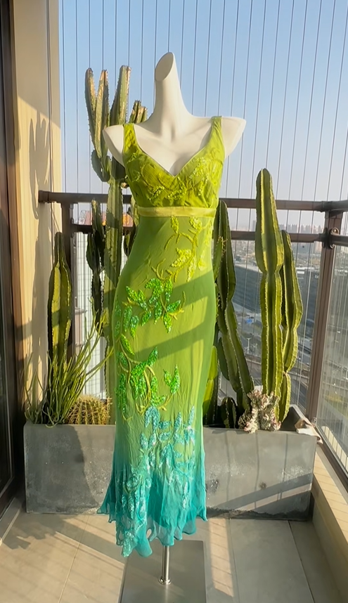 Stunning Vintage Sheath V Neck Beaded Green Blue Ombre Chiffon Prom Dress SH5177
