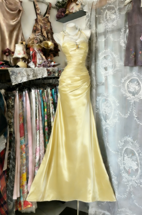 Vintage Halter Mermaid Long Prom Dresses Beaded Royal Blue Satin Birthday Dresses SH5041
