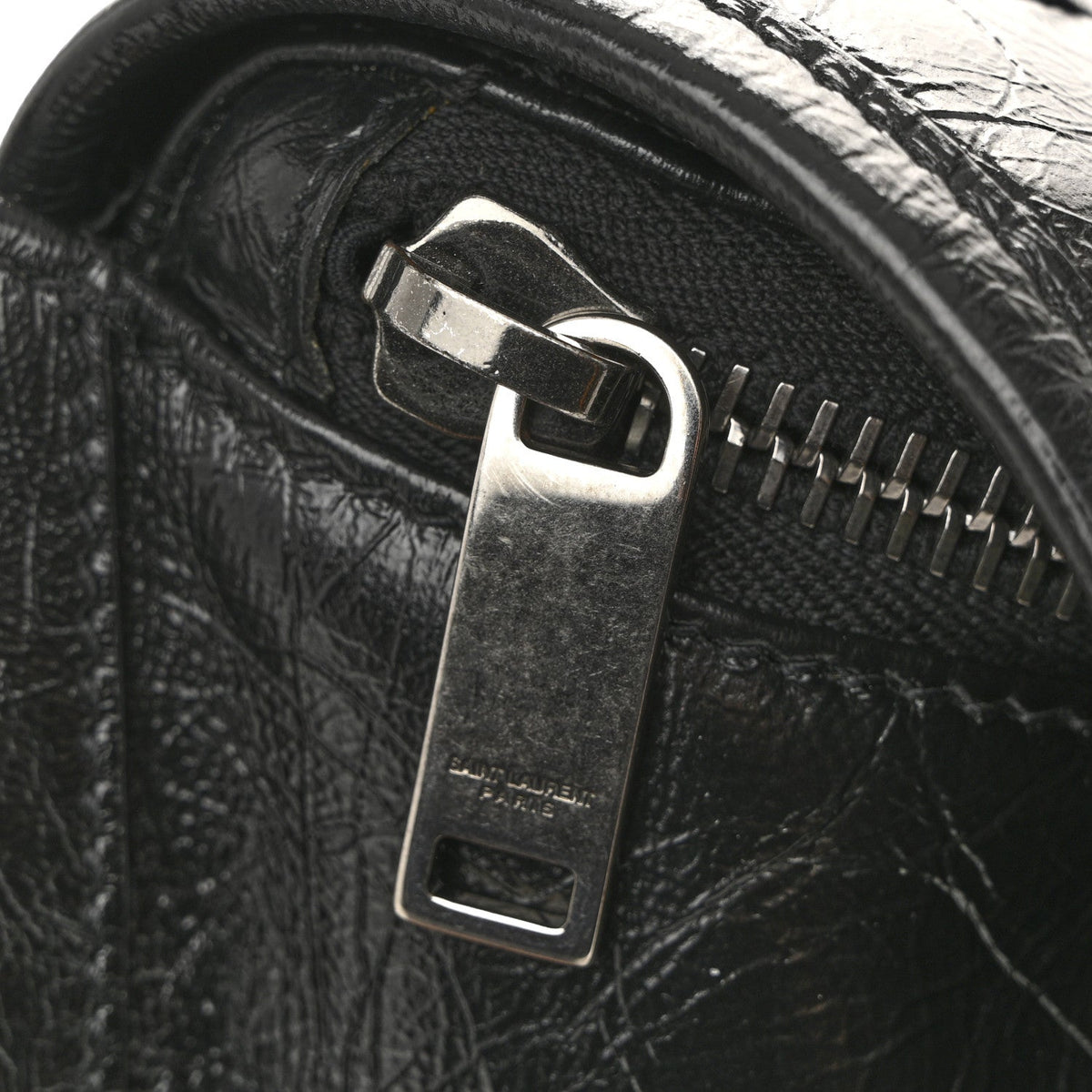Crinkled Calfskin Matelasse Monogram Niki Body Bag Black