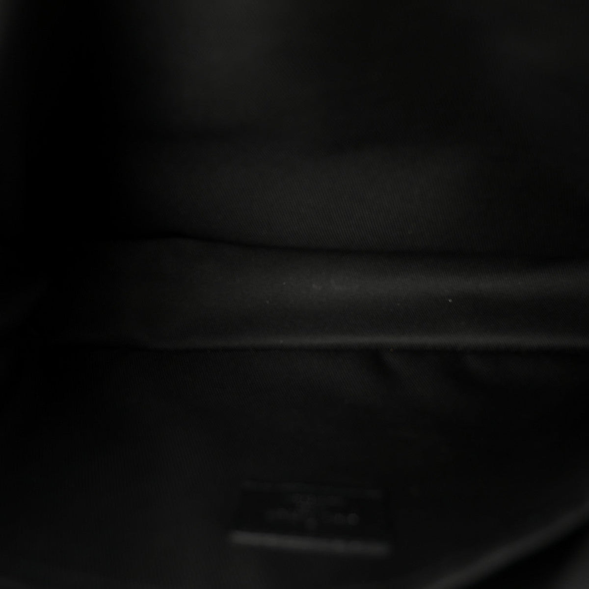 Taiga Monogram Eclipse Outdoor Messenger Black