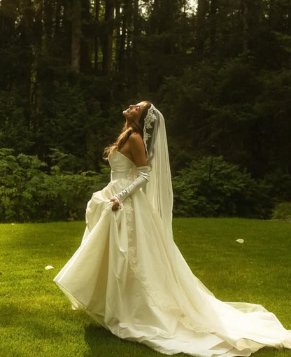 Vintage Classic A Line Sweetheart Neck White Satin Long Wedding Dress SH5187