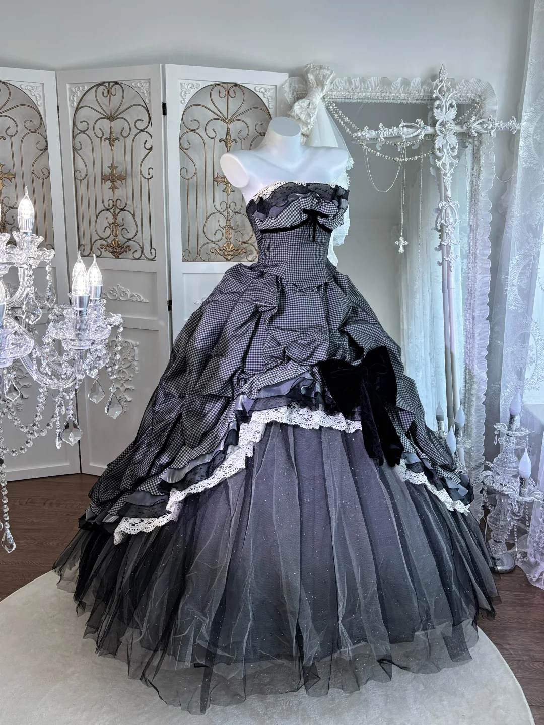 Vintage Black-white Lattice Ball Gown Strapless Satin Prom Dress Sweet 16 Dress SH5990