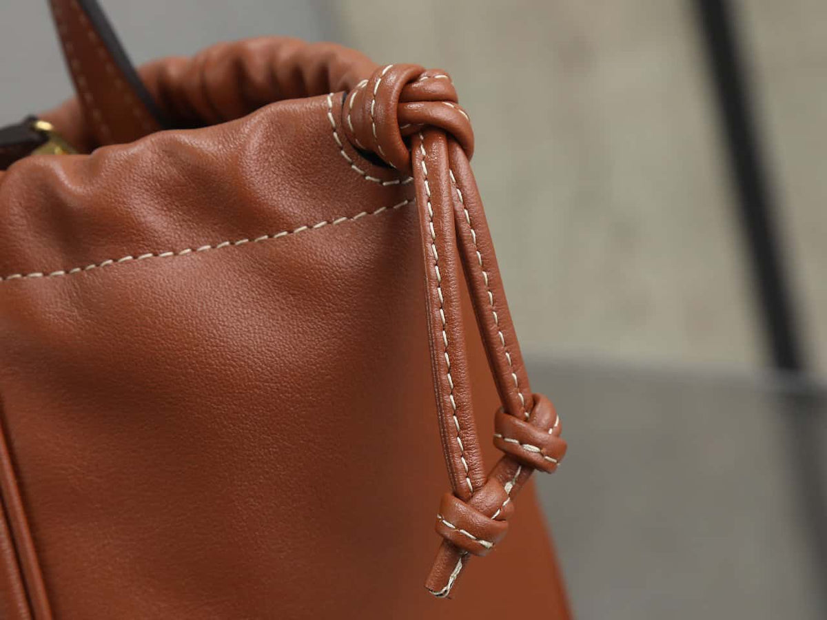 Celine cabas rawstring cuir triomphe in grained calfskin handbag