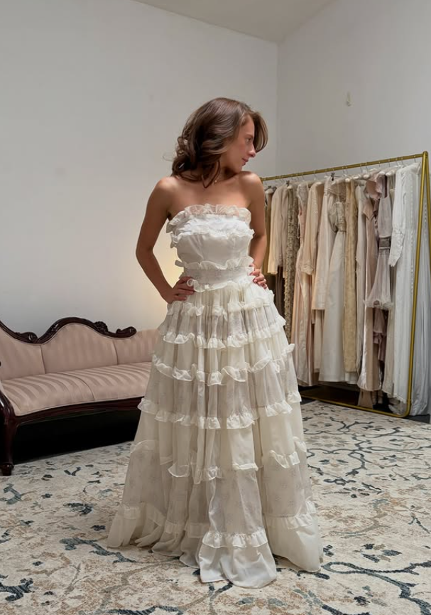 Vintage A Line Strapless Ivory Layered Ruffle Chiffon Long Wedding Dress SH5879