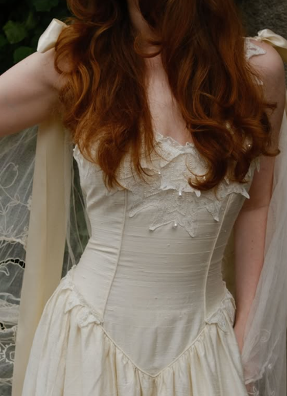 Vintage Ivory A Line Straps Lace Appliques Satin Long Wedding Dress SH6095