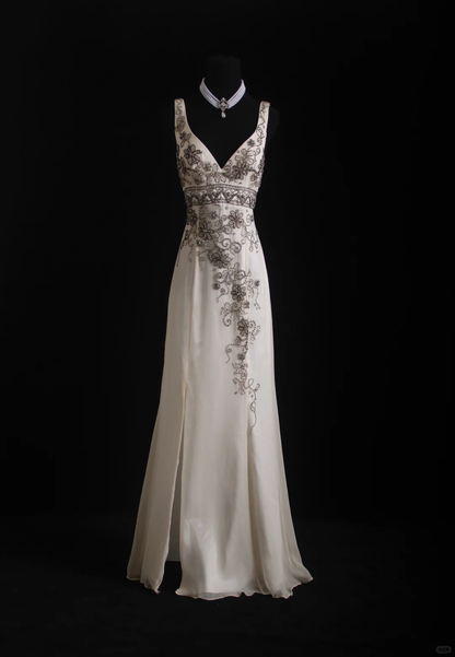 Vintage A Line V Neck Exquisite Beaded Chiffon Prom Dress Wedding Guest Dress SH5336