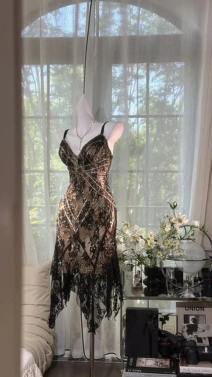 Stunning Sexy A Line Spaghetti Strap Beaded Black Lace Homecoming Dress Cocktail Dress SH3770