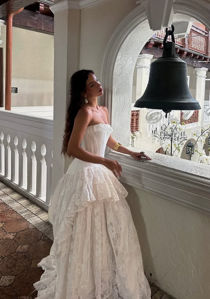 Stunning Ball Gown Strapless Layered White Lace Prom Dress Wedding Dress SH4663