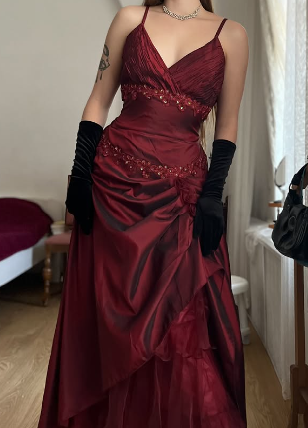 Vintage A Line Straps Appliques Burgundy Satin Prom Dress Evening Dress SH6072