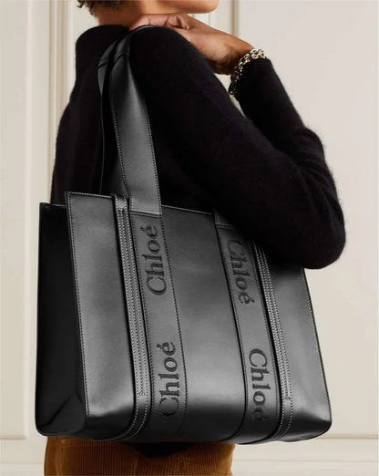 CHLOÉ Woody medium embroidered leather tote