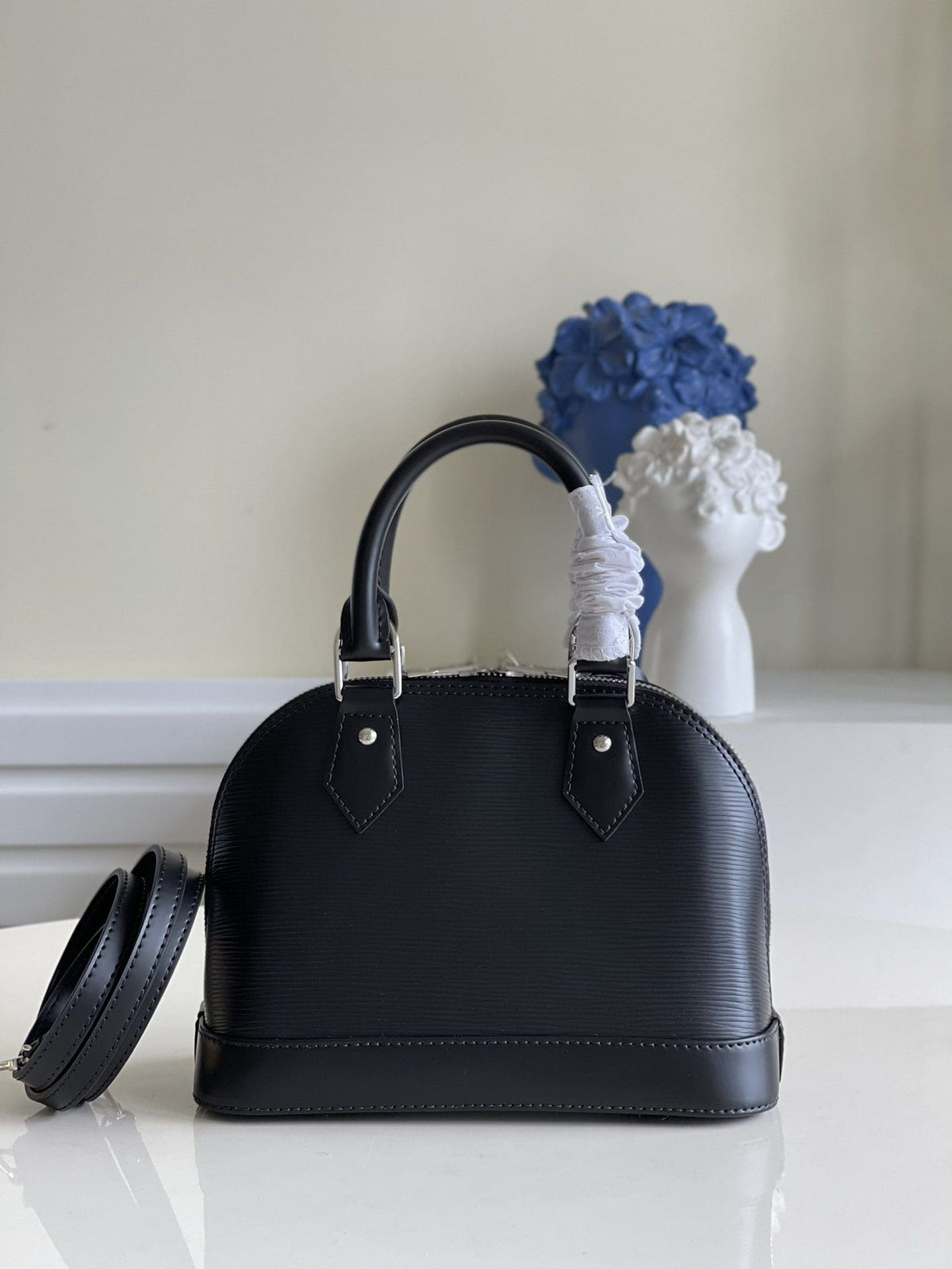 Louis Vuitton Alma PM M40302