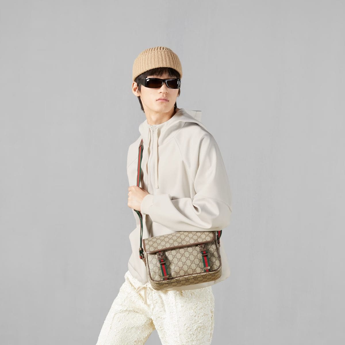 GUCCI MESSENGER BAG