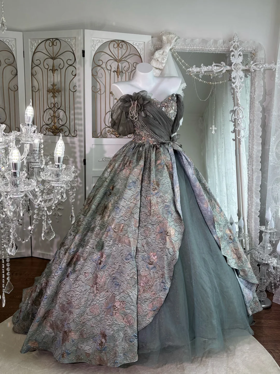 Vintage Grey Print Floral Ball Gown Beaded Satin Tulle Prom Dress Sweet 16 Dress SH5986