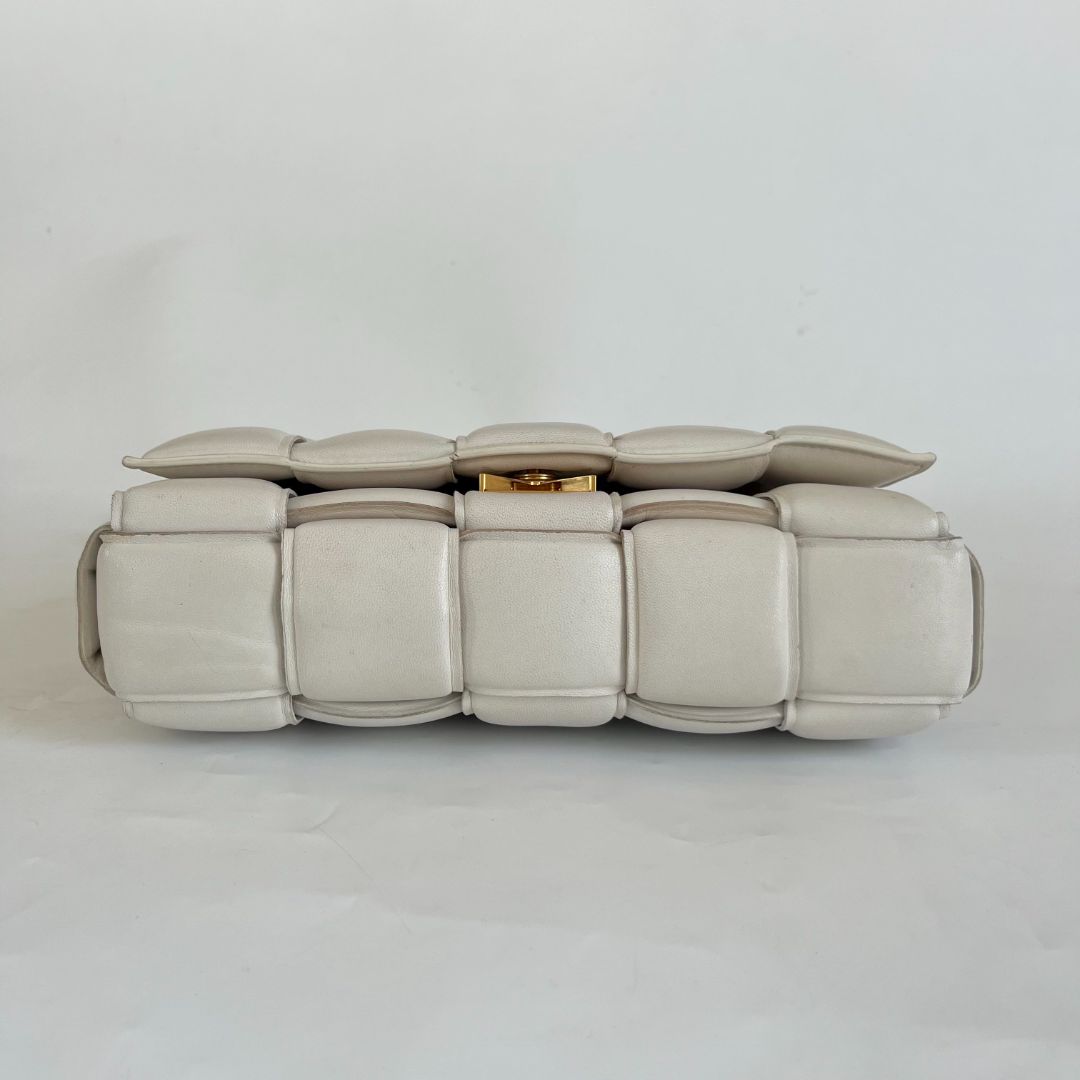 Bottega Veneta White Leather Chain Cassette Top Handle Bag