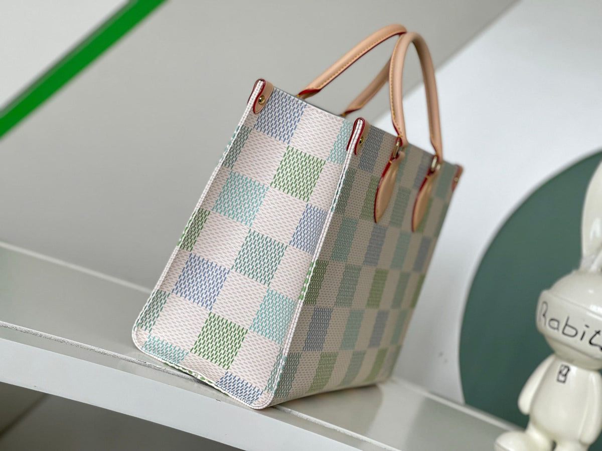Louis Vuitton N40518 OnTheGo MM