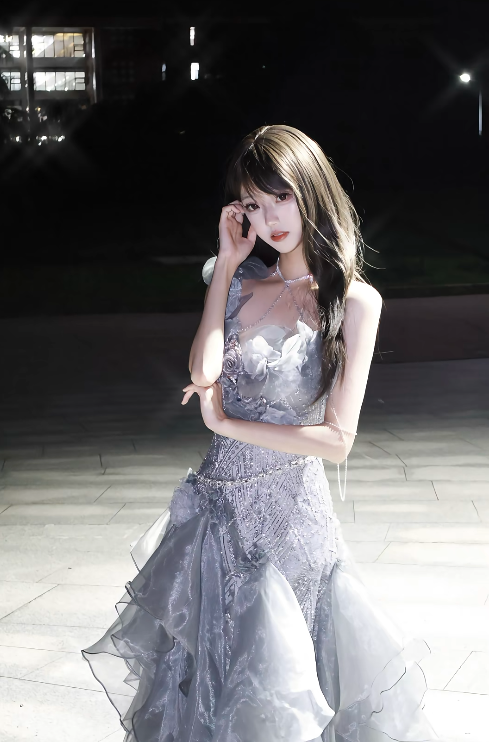 Stunning Grey Ball Gown Off the Shoulder Beaded Organza Satin Prom Dress Party Dress SH5026