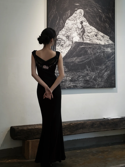 Vintage Black Mermaid Embroidery Satin Prom Dress Evening Dress Date Dress SH5600