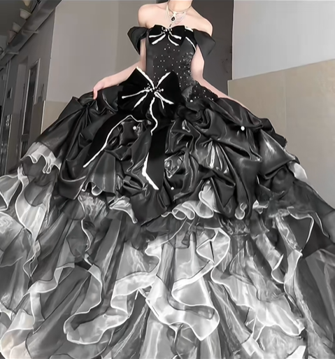 Stunning Ball Gown Off the Shoulder Appliuqes Bow Black Ombre Organza Satin Graduation Ball Gown 18th Birthday Dress SH4985