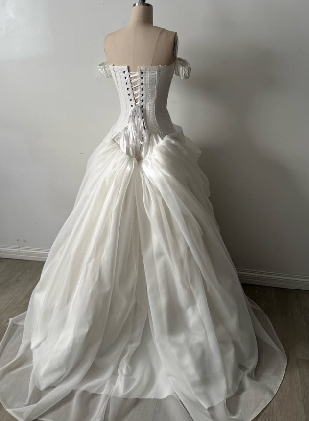 Vintage Classic A Line Off the Shoulder White Chiffon Satin Prom Dress Wedding Dress SH5401