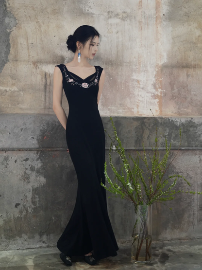 Vintage Black Mermaid Embroidery Satin Prom Dress Evening Dress Date Dress SH5600