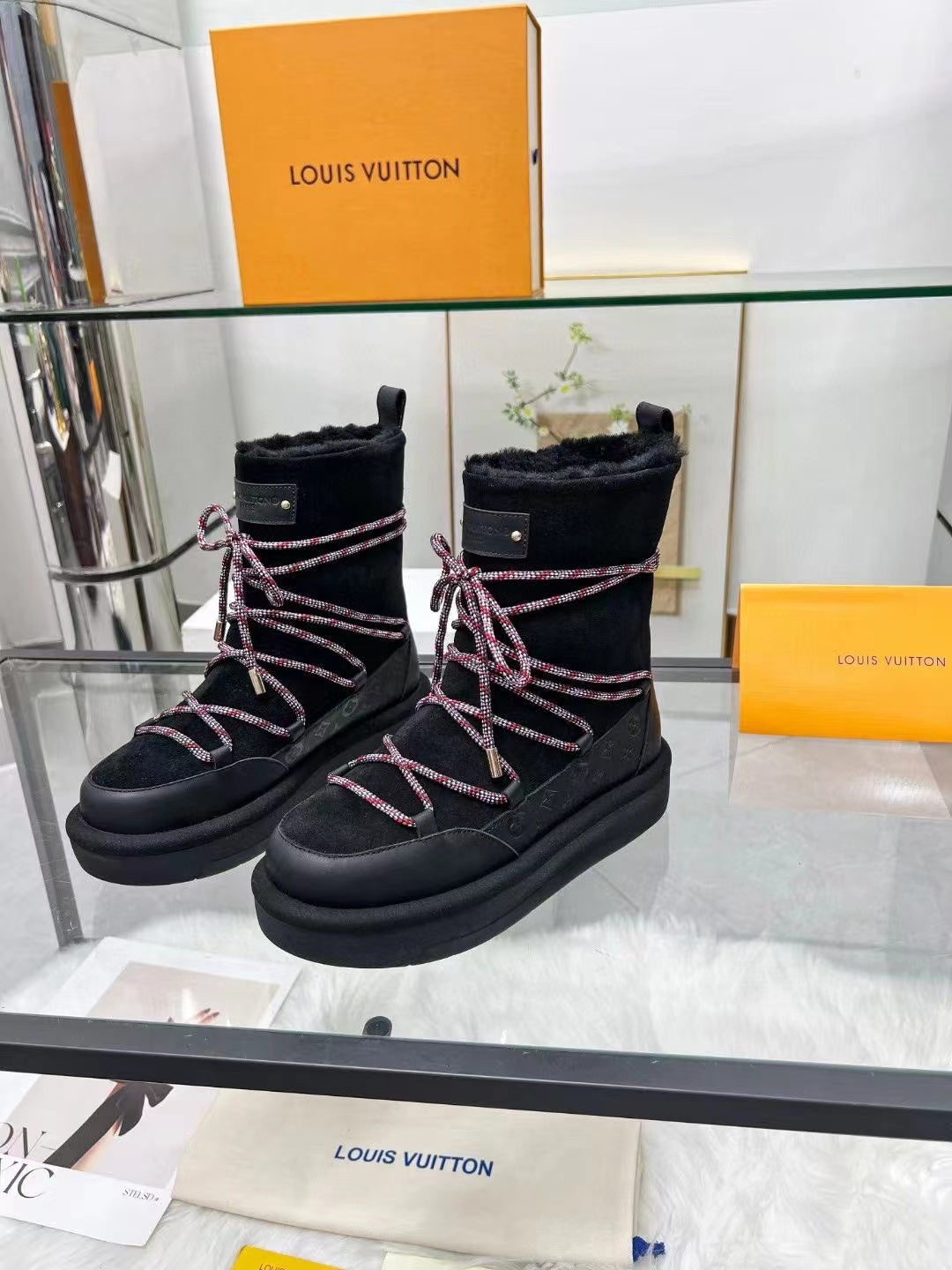 LOUIS VUITTON ASPEN PLATFORM ANKLE BOOT BLACK 1AC75N