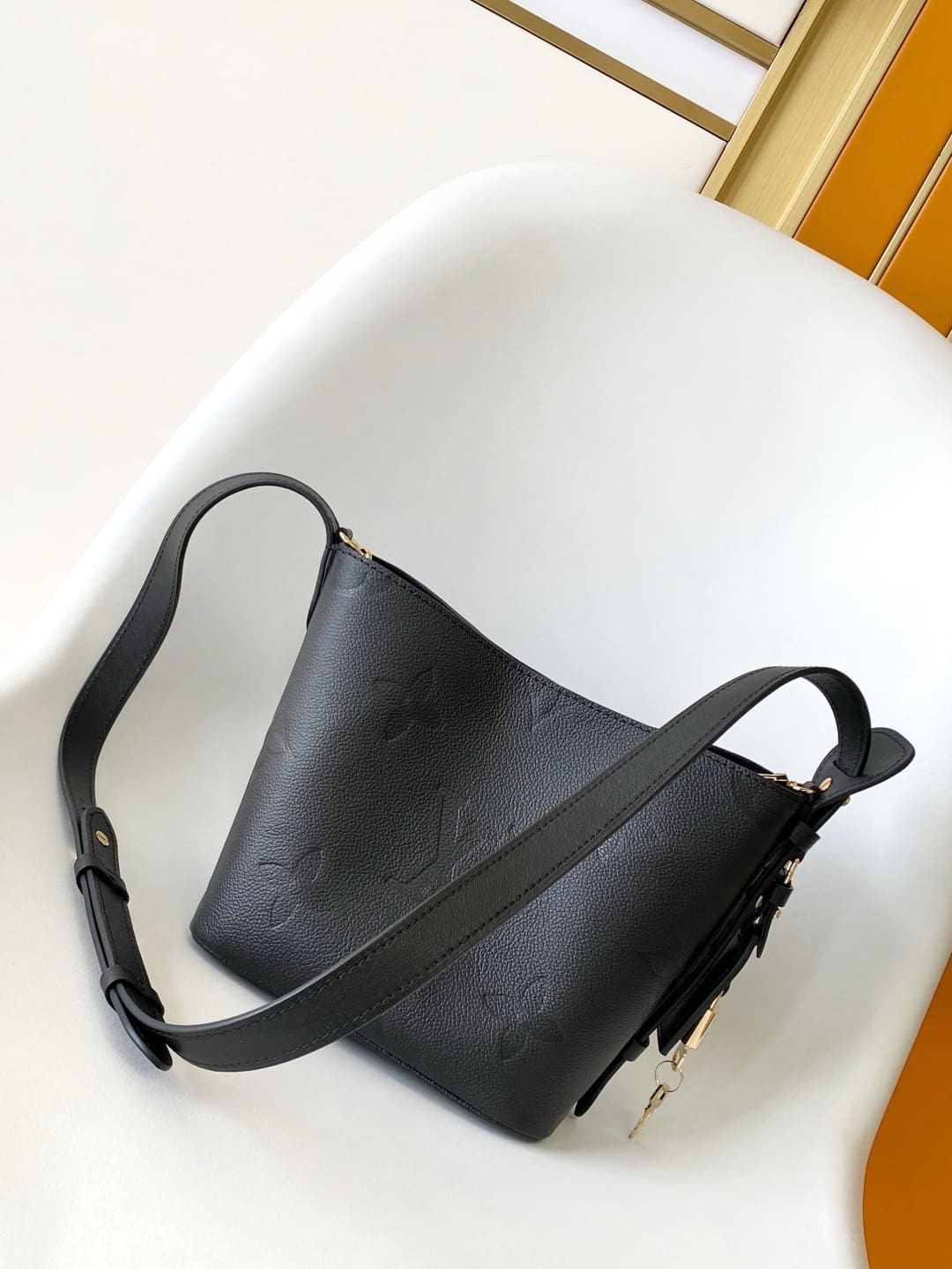 Louis Vuitton M13480 All In BB