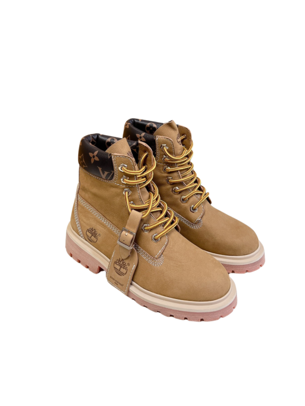 LV WOMEN’S BOOTS