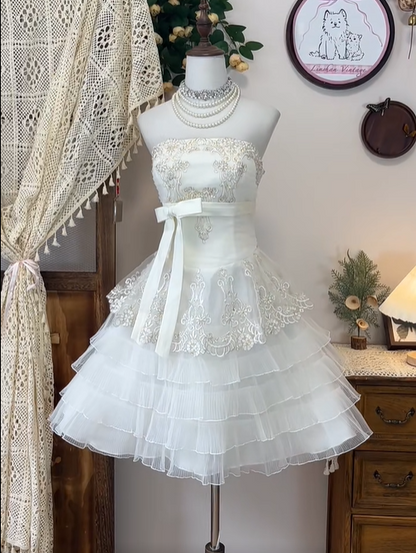 Elegant Strapless Embroidery Cascade Tulle Birthday Party Dress Quinceanera Dress Homecoming Dress with Bowknot  D1745